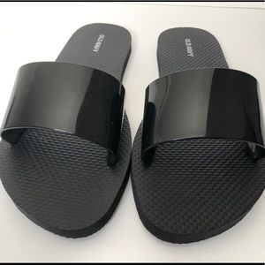 Old Navy Sz 9 Pool Slides